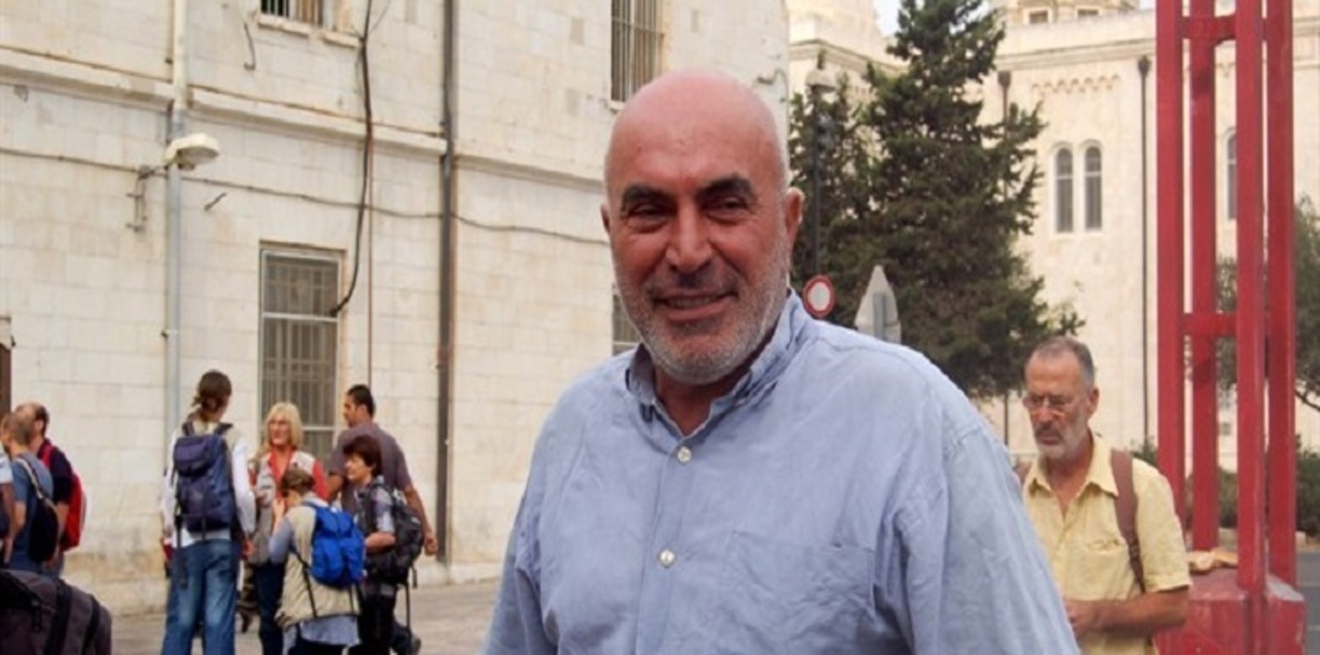 إسرائيلي يبلغ الفلسطينيين عن مخططات اليمين المتطرف لابتلاع أراضيهم