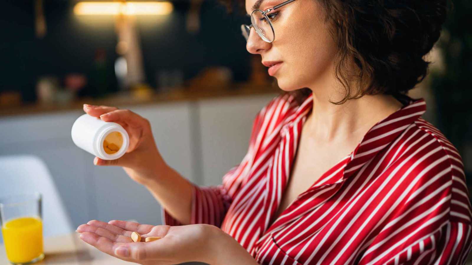 البروبيوتيك.. السلاح الخفي لحماية أمعائك من الأدوية