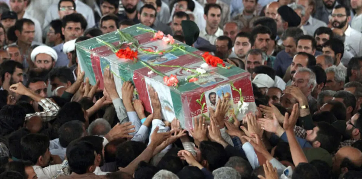 مقتل جنرال إيراني بارز بمعارك مع المعارضة السورية (صورة)