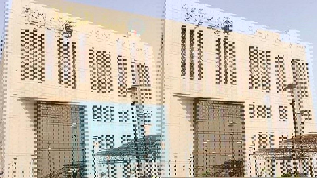 صحيفة: ضبط مسؤول في بيت الزكاة الكويتي تقاضى رشوة بنصف مليون دينار