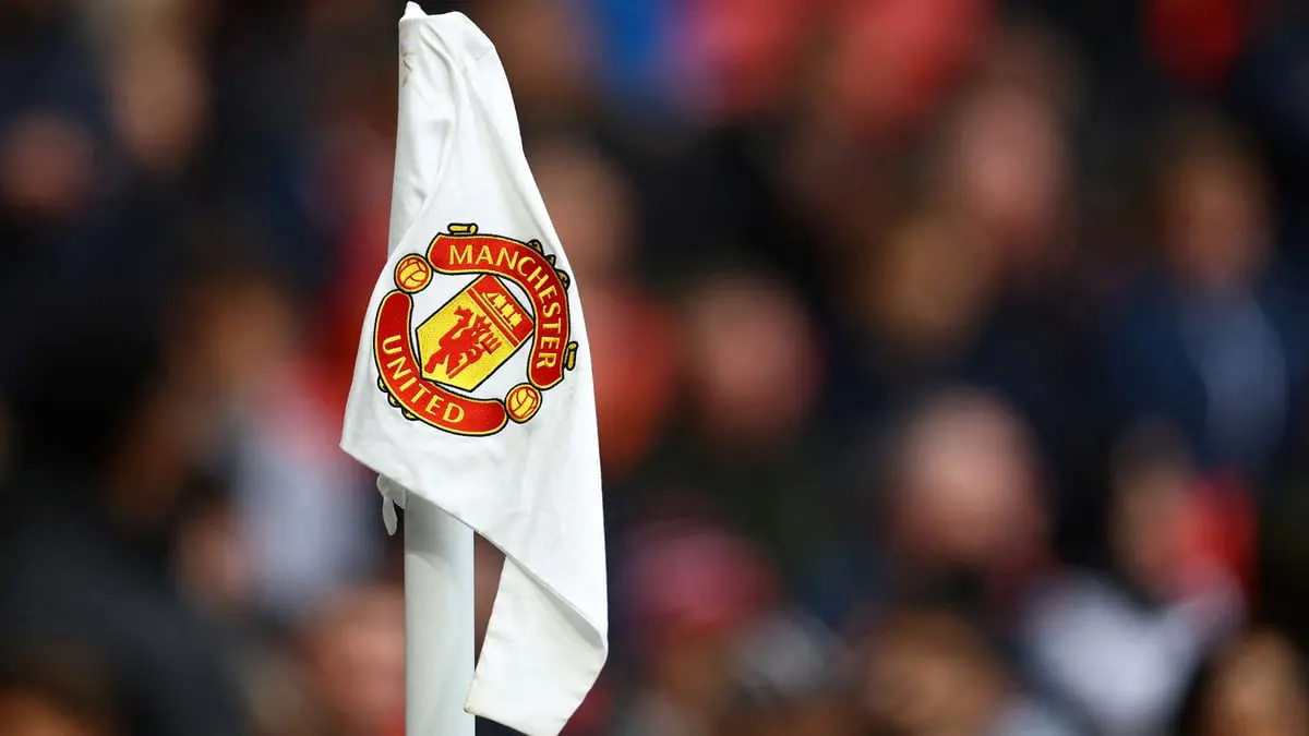 هل تم إيقاف عملية الاستحواذ على مانشستر يونايتد؟