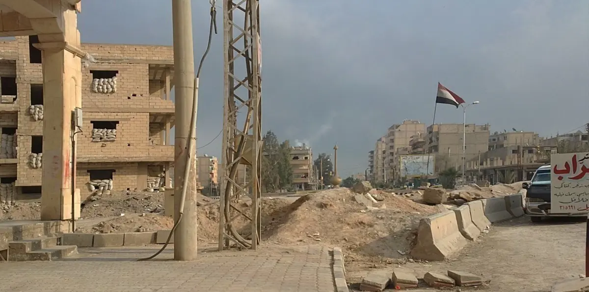 الجيش السوري يصدُّ هجومًا لداعش على طريق رئيس بين دير الزور وتدمر