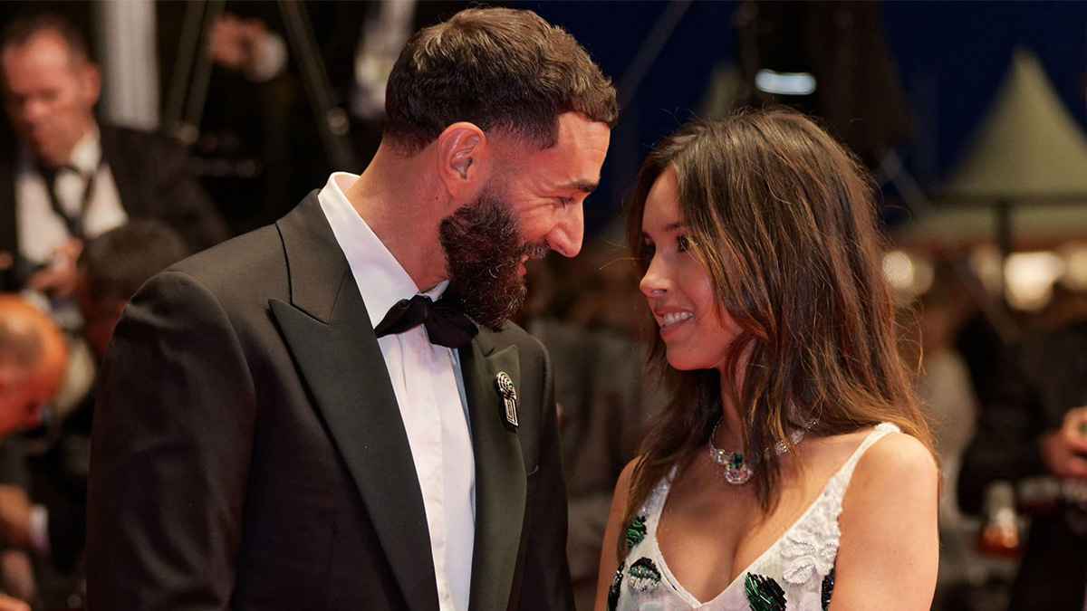 ظهرت معه في مهرجان كان.. من هي صديقة بنزيما الجديدة لينا خضري؟ (فيديو)