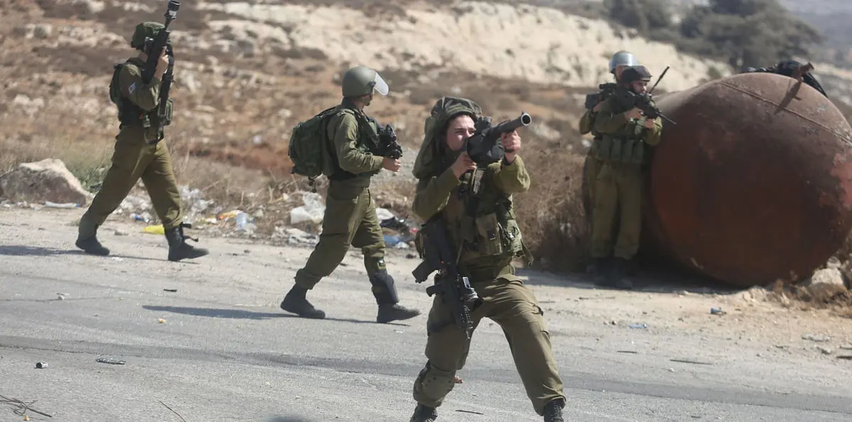 الجيش الإسرائيلي يصيب فلسطينيًا ويعتقل آخر على حدود غزة