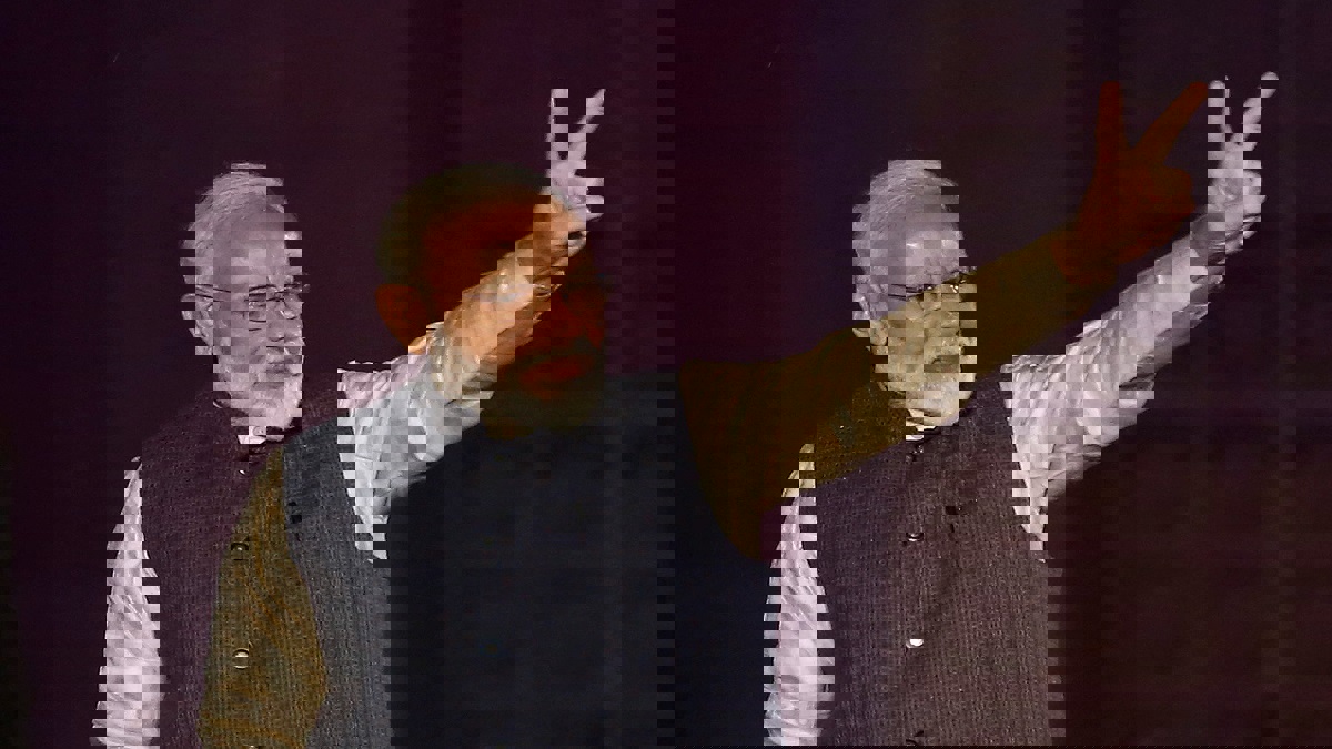 ناريندرا مودي يبدأ محادثات تشكيل الحكومة الهندية الجديدة بعد فوز ساحق في الانتخابات