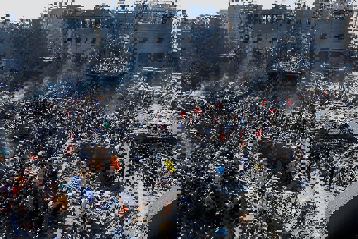 الجيش الإسرائيلي يطالب سكان مخيم البريج بالإخلاء الفوري‎
