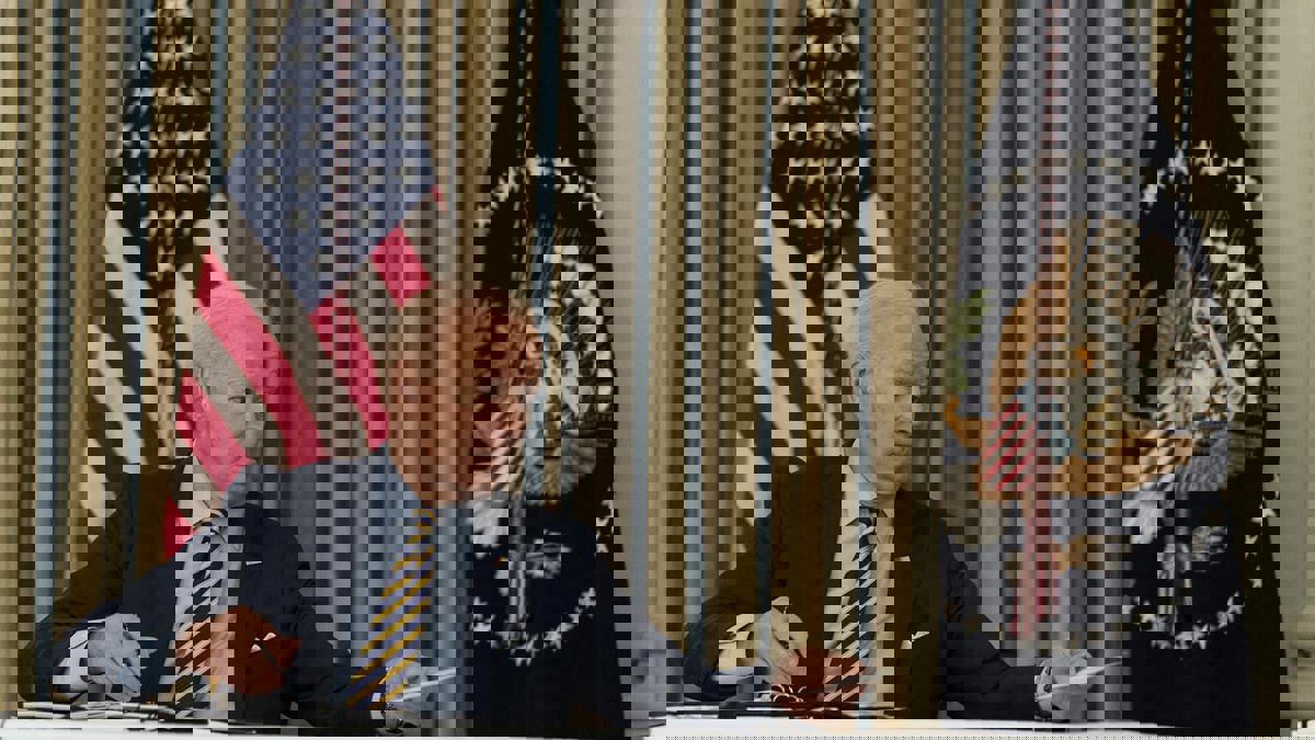 "نيويورك تايمز": وعد بايدن بشأن الاتفاق النووري مع إيران ينحرف عن مساره