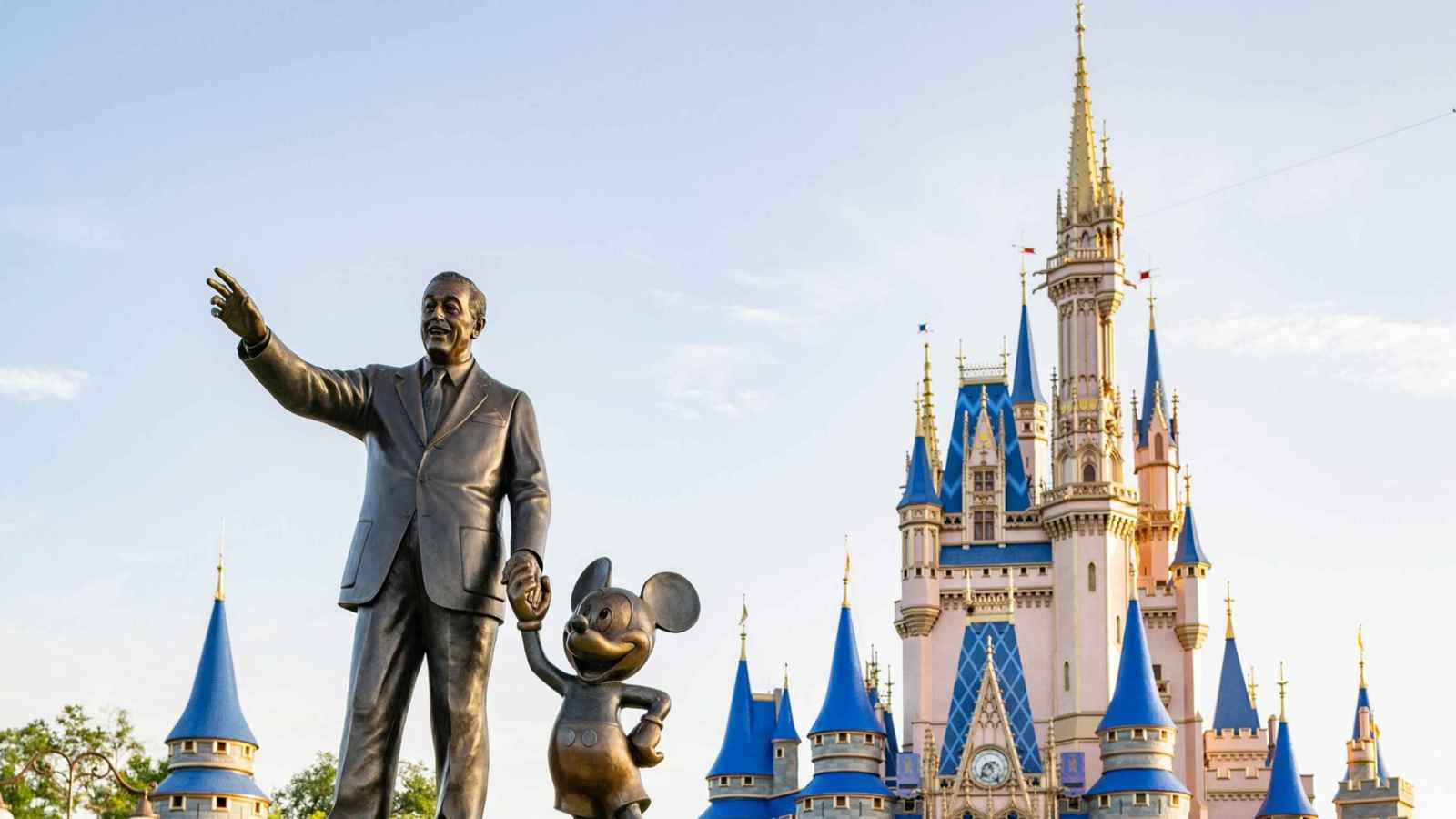 رغم الأرباح القياسية.. ديزني تُسرّح مئات الموظفين