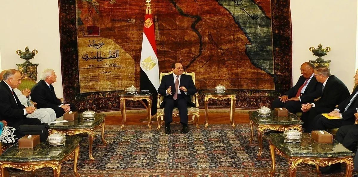 السيسي لقيادات في الكونغرس: على المجتمع الدولي اتخاذ موقف حاسم من الدول الداعمة للإرهاب (صور)