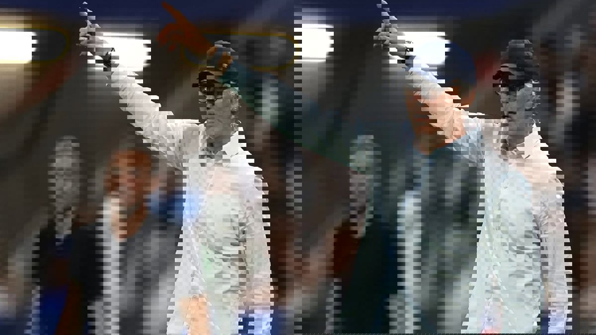 رسميا.. لوران بلان يرحل عن ليون