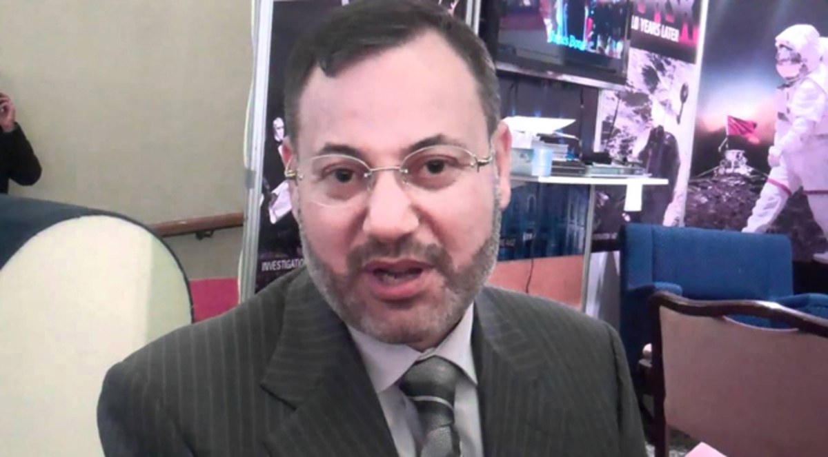 القضاء الألماني يأمر باعتقال مذيع الجزيرة أحمد منصور