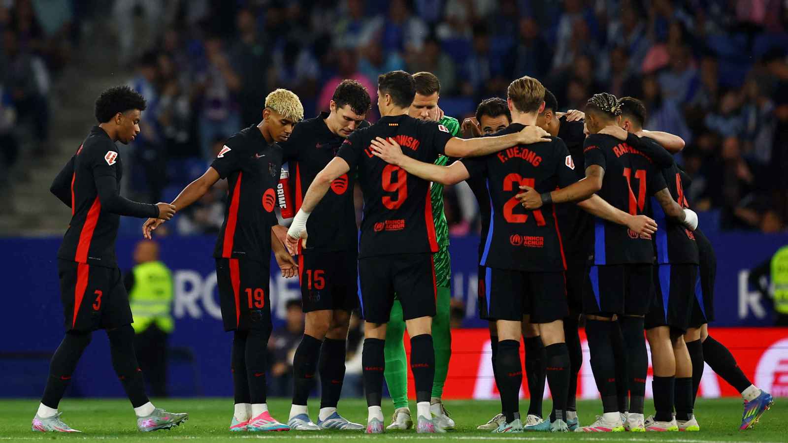 اكتساح تاريخي.. كيف بعثر أطفال برشلونة "غلاتيكوس" ريال مدريد؟