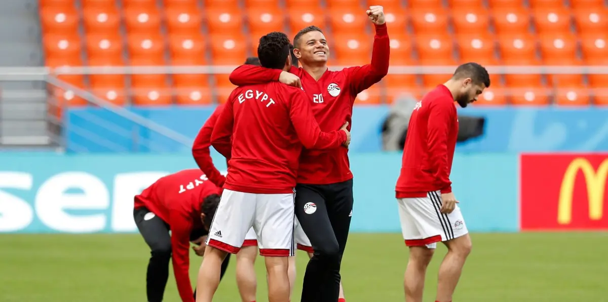 كأس العالم.. عقوبات رادعة ضد سعد سمير مدافع المنتخب المصري بعد حركة غير أخلاقية