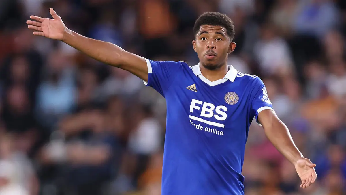 مدرب ليستر سيتي: فوفانا ليس في "تركيزه" وسط اهتمام من تشيلسي