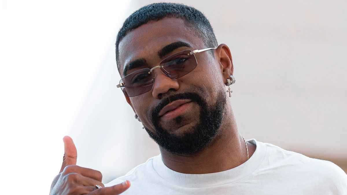 مالكوم "يفجر" غضب جماهير الهلال السعودي بتصرف مثير تجاه لودي (صورة)