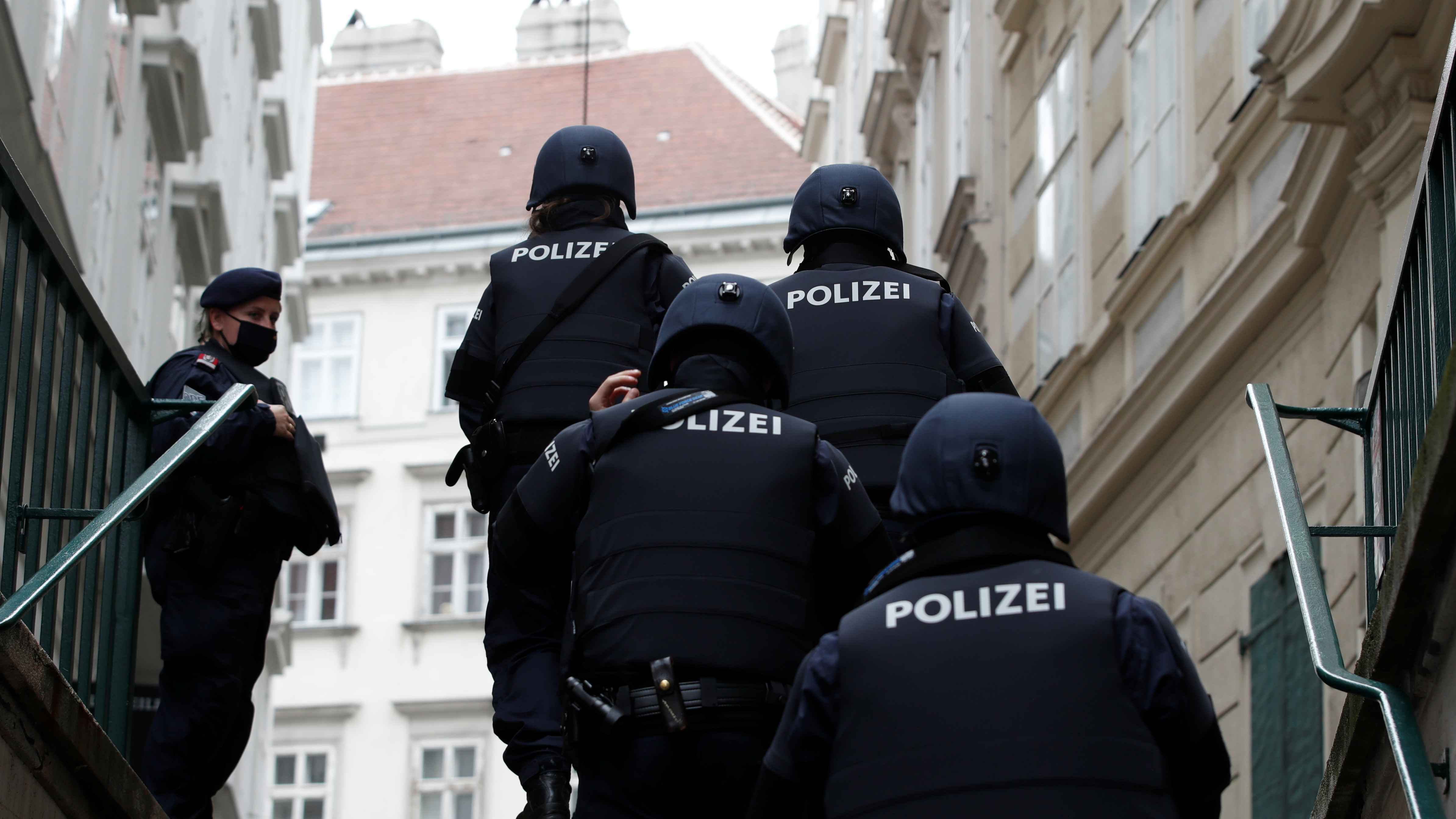 قتيل وجرحى في عملية طعن بالنمسا