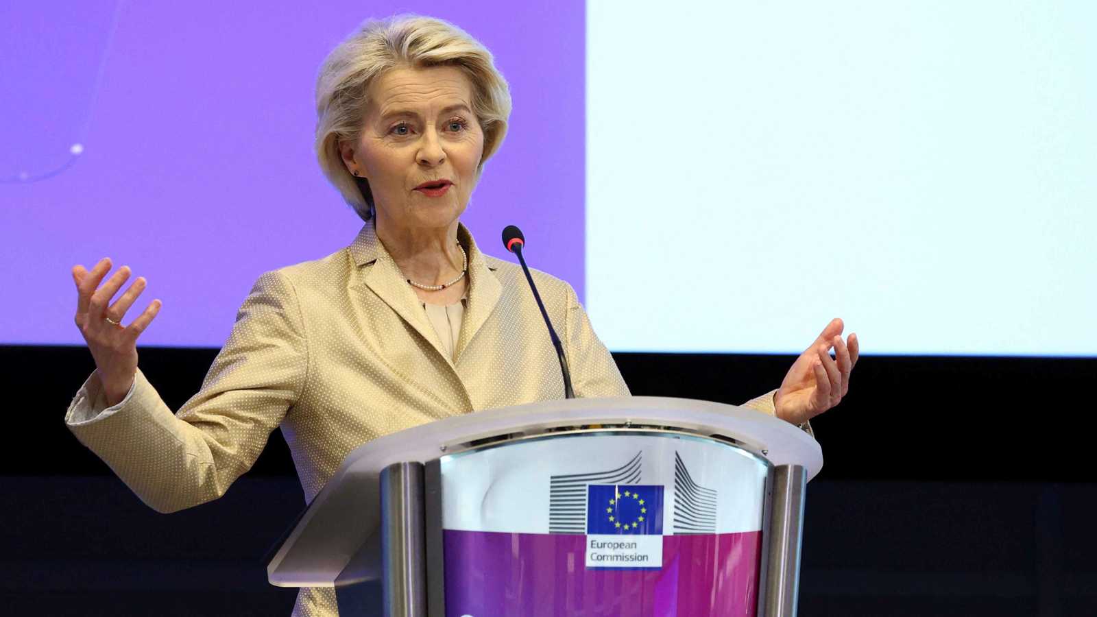 بروكسل: نحتاج صفقات جديدة للتخلص من قبضة واشنطن