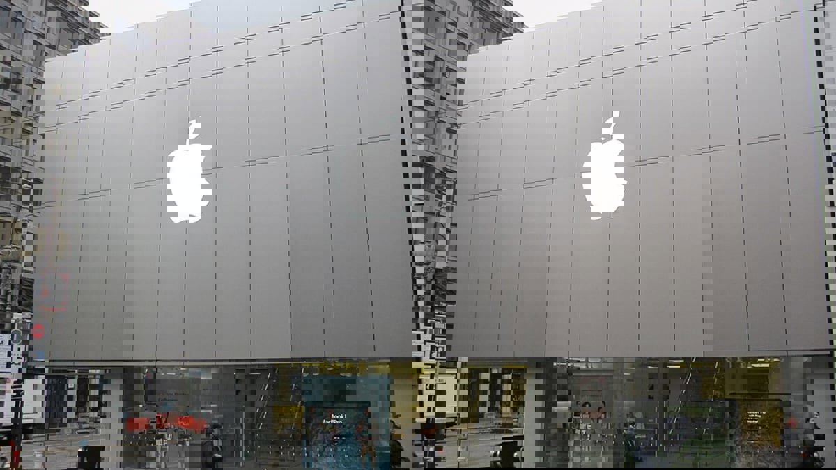 لأول مرة.. محكمة روسية تفرض غرامة مالية على شركة "أبل"
