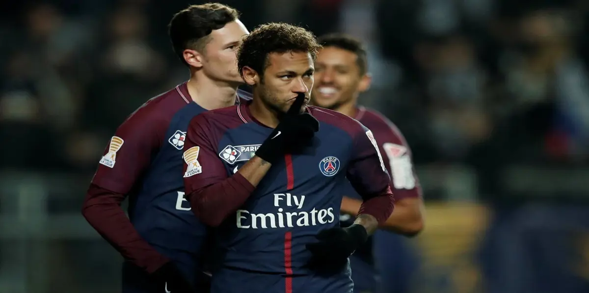 محامي نيمار يفتح باب انتقاله إلى ريال مدريد