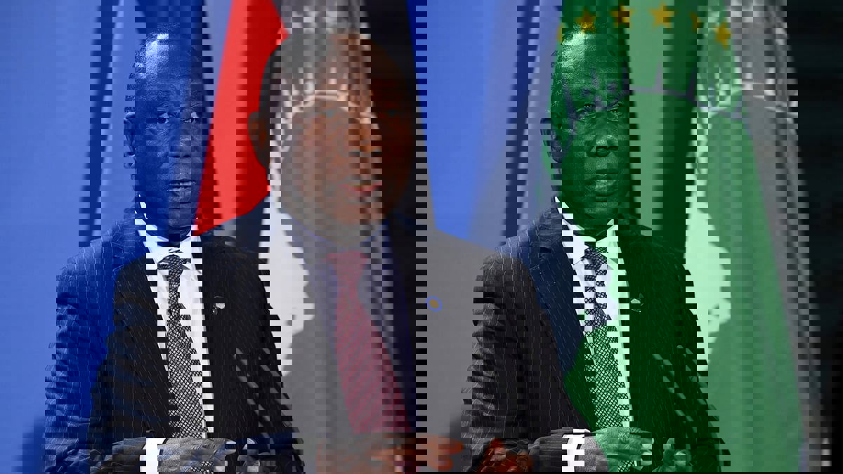 جنوب أفريقيا.. اجتماع للحزب الحاكم لتقرير مصير الرئيس رامابوسا 