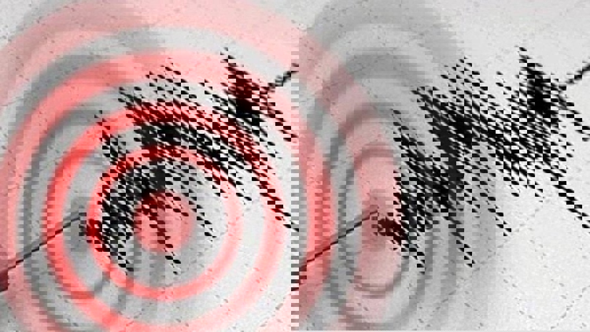 زلزال بقوة 5.8 درجة يضرب شمال شرق إيران