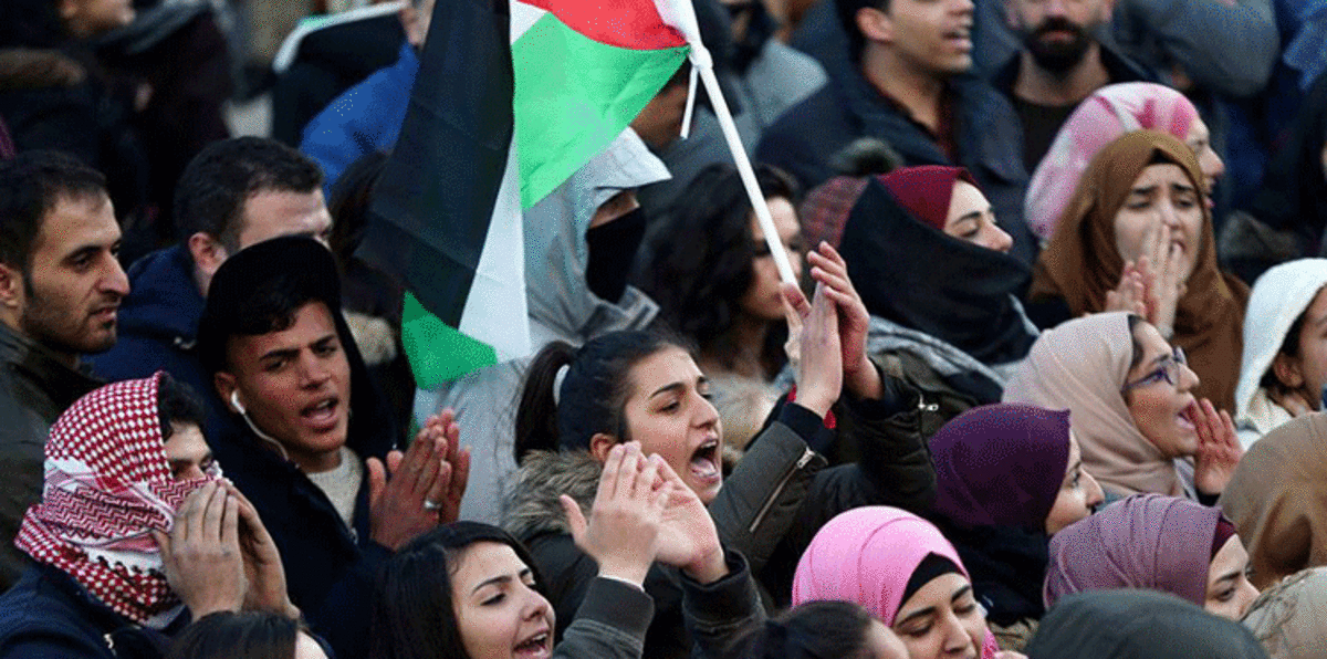 إسرائيل تلجأ لسياسة "ركوب الأمواج" لإفشال مهمة مبعوث ترامب