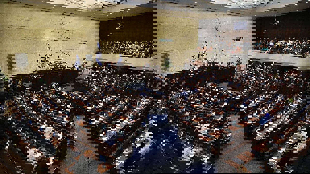 كيف تبدو مواقف الأحزاب الإسرائيلية قبل 100 يوم من انتخابات الكنيست؟