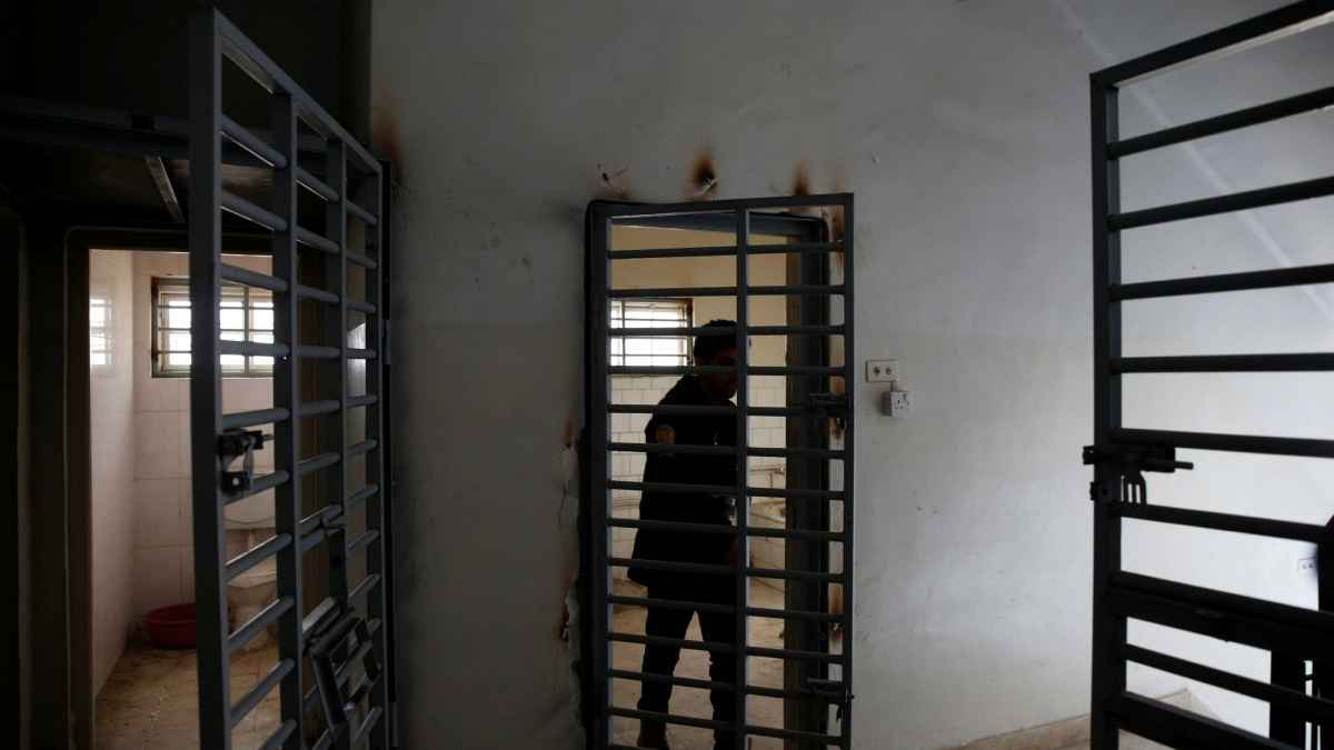 العراق .. قادة يطالبون بإصلاح سياسي وإنهاء "مأساة" السجون