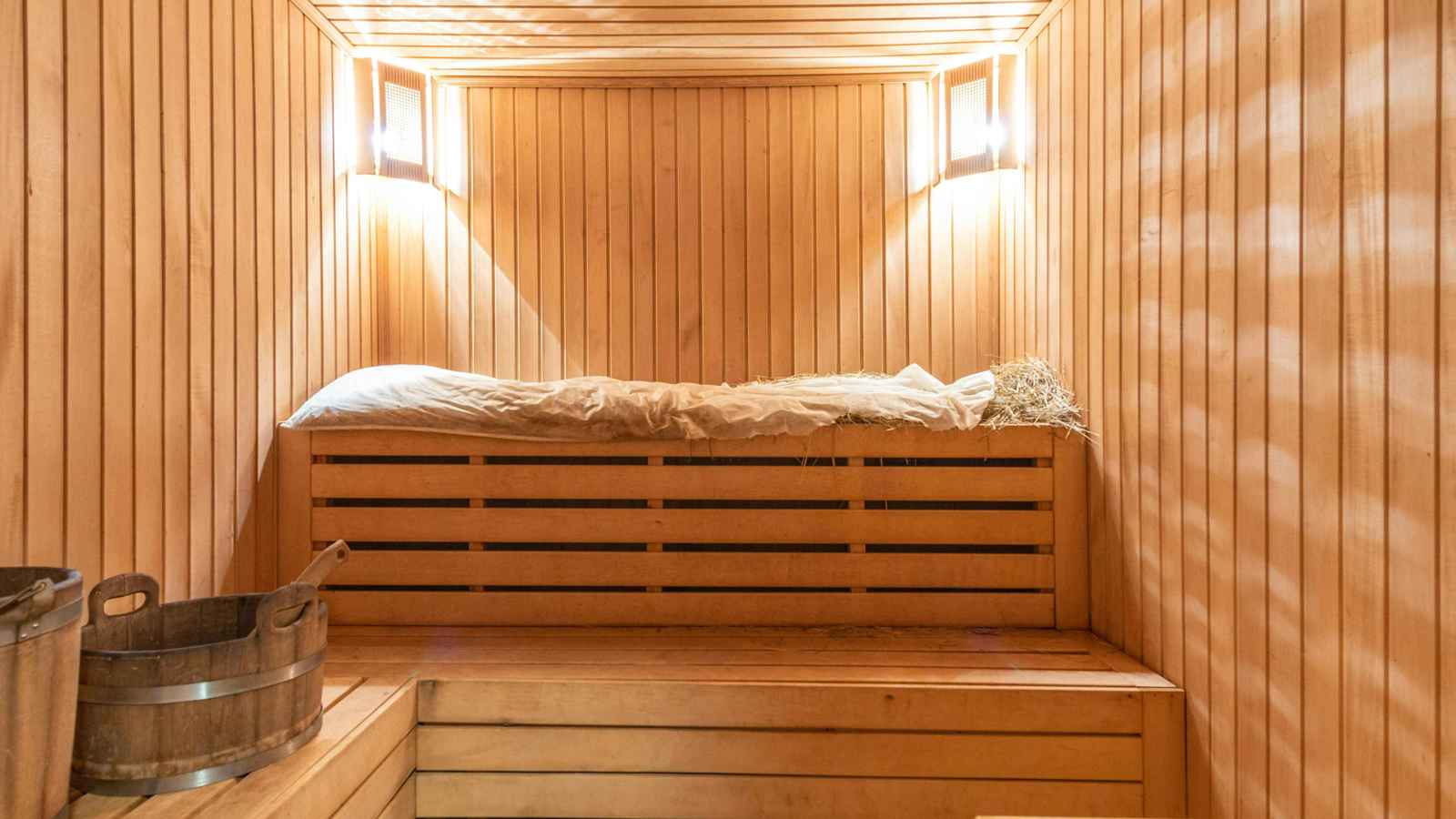 الساونا.. ما علاقتها بتفاقم مشاكل الجلد؟