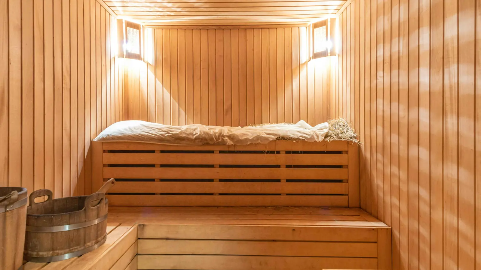 الساونا.. ما علاقتها بتفاقم مشاكل الجلد؟