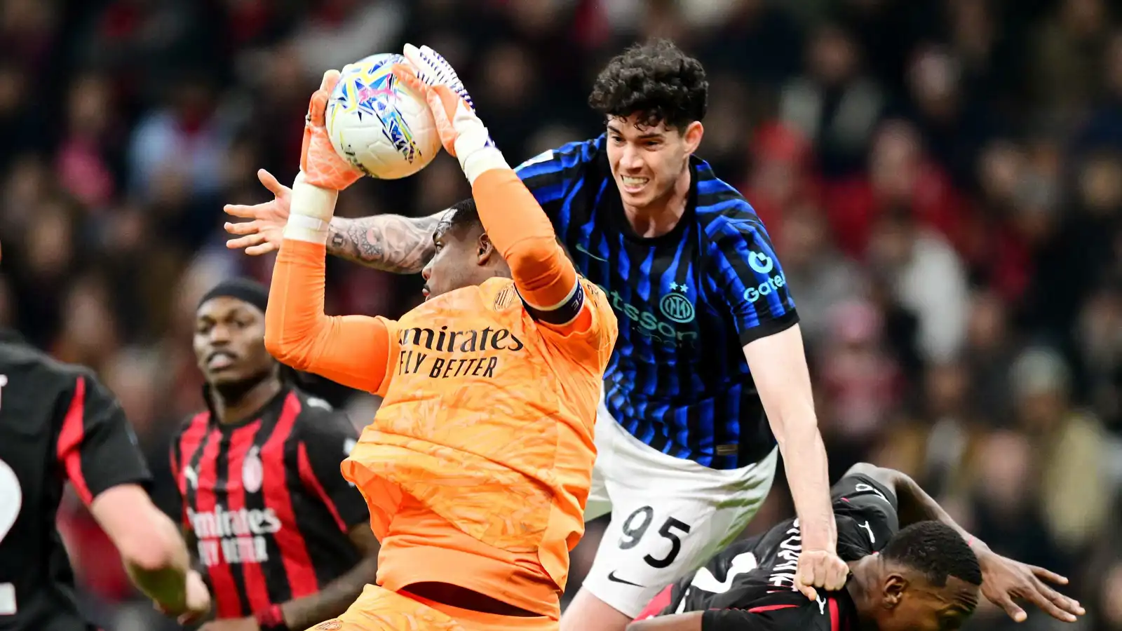 باستوني يوافق على الانتقال إلى برشلونة