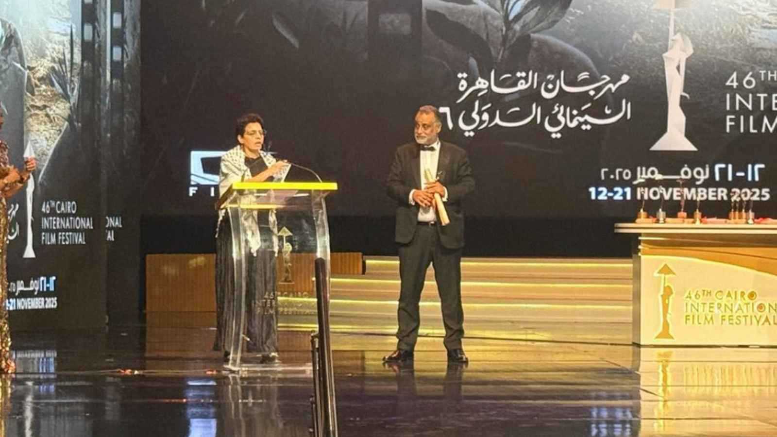 "ضايل عنا عرض" الفلسطيني يفوز بجائزة مهرجان القاهرة السينمائي