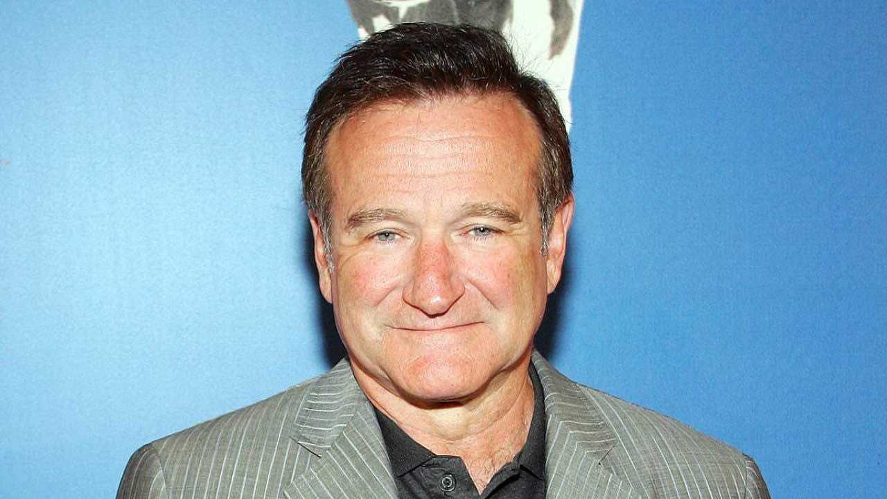 ماثيو لورانس يفكر بإحياء صوت روبن ويليامز عبر الذكاء الاصطناعي