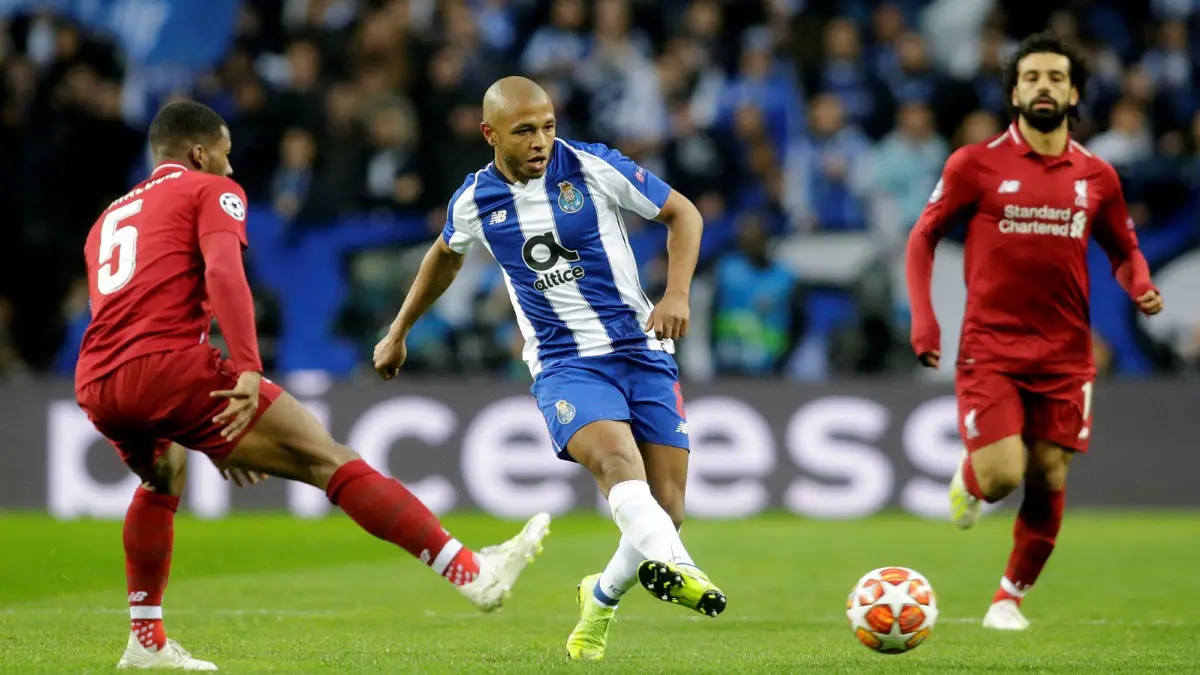 روما ينافس آرسنال على ياسين براهيمي