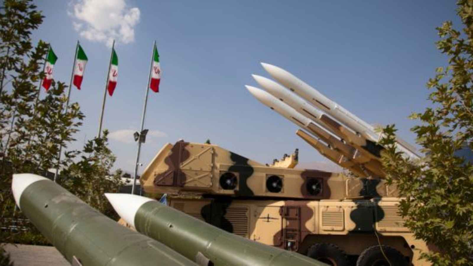 بشراكة مع روسيا والصين.. إيران تخطط لترميم وتطوير منظومتها الصاروخية