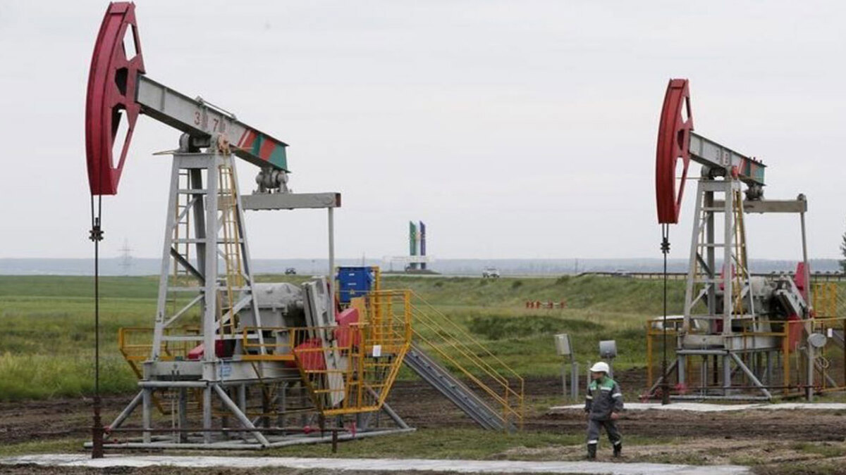 روسيا تتصدر موردي النفط إلى الصين متفوقة على السعودية