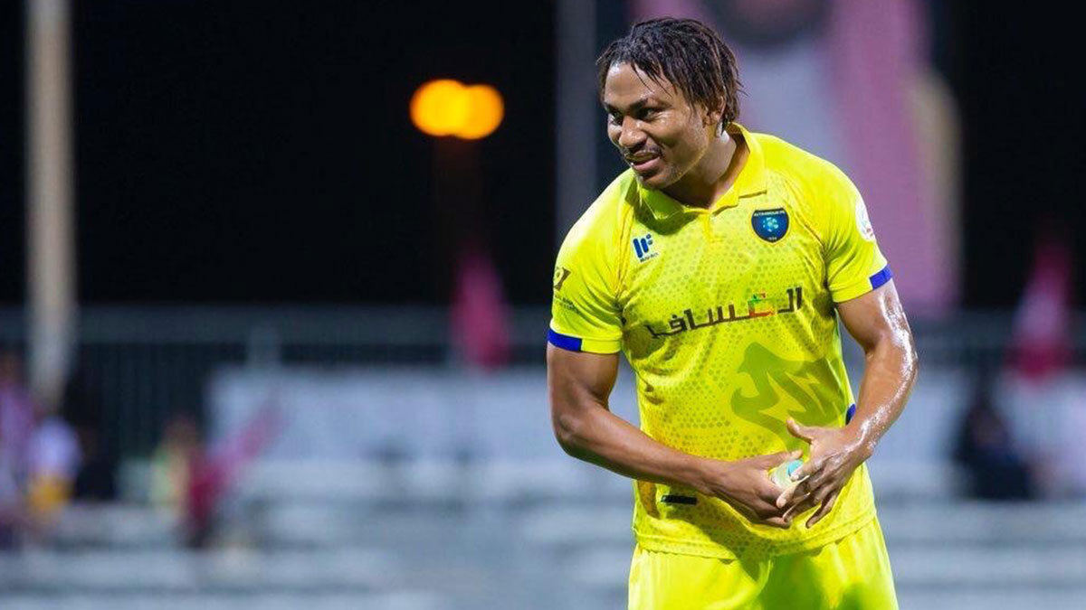 قبل مباراة الهلال والتعاون.. إيقاف تاوامبا يسعد جمهور "الزعيم" 