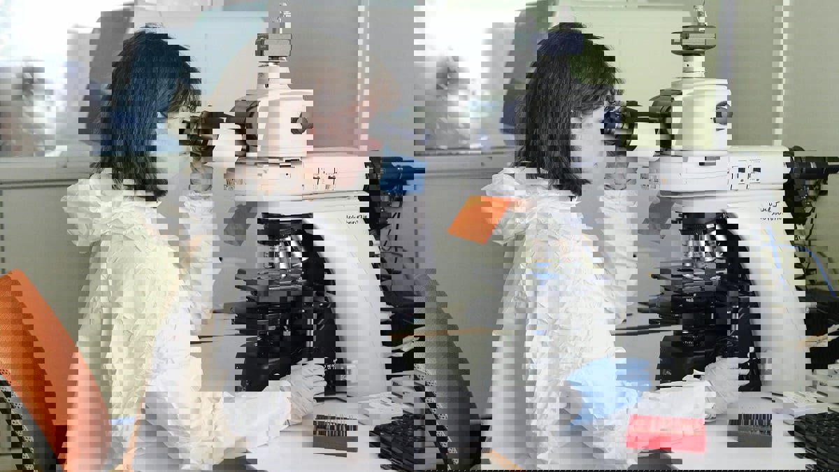 روسيا تبدأ تجارب لقاح كوفيد-19 على 40 ألف شخص الأسبوع القادم