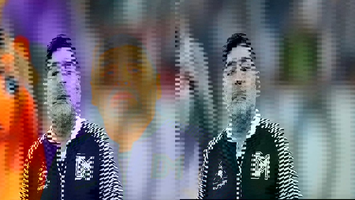 تركي آل الشيخ يعلن إقامة مباراة بين برشلونة وبوكا جونيوز تكريما لدييغو مارادونا