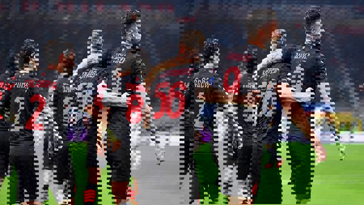 ميلان يتخطى تورينو ويخطف صدارة ترتيب الدوري الإيطالي