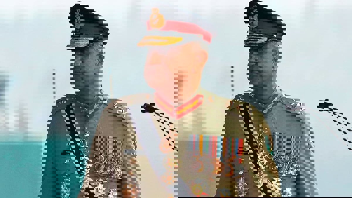 قائد الجيش الباكستاني يصل السعودية في مسعى لإصلاح العلاقة المتوترة بين البلدين