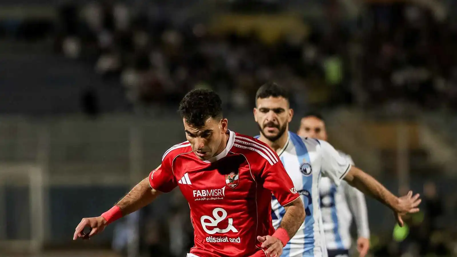 ترتيب الدوري المصري بعد فوز بيراميدز على الأهلي وتعادل الزمالك مع إنبي