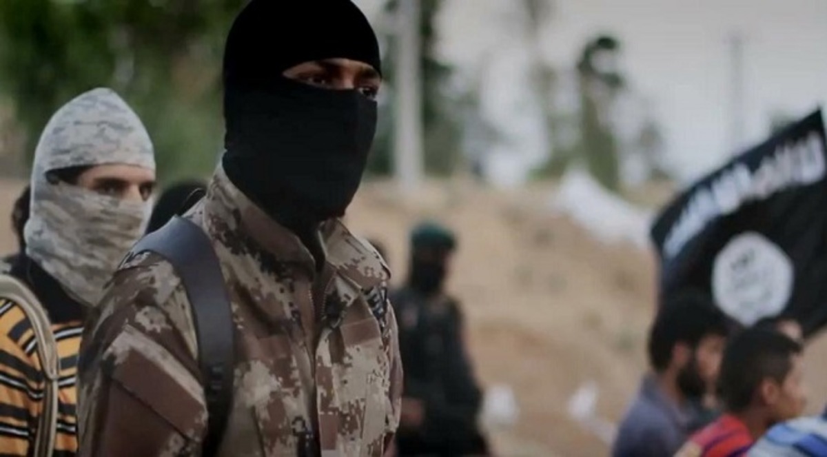 الأمير الشرعي لداعش بالقلمون يتبرأ من التنظيم