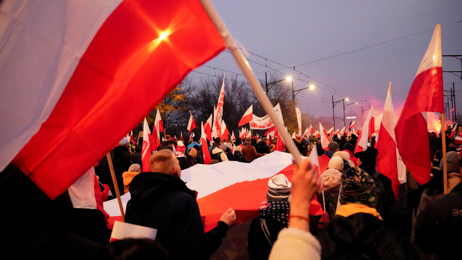 الانتخابات الرئاسية البولندية.. تنافس سياسي يعكس "اختلافات حادة"