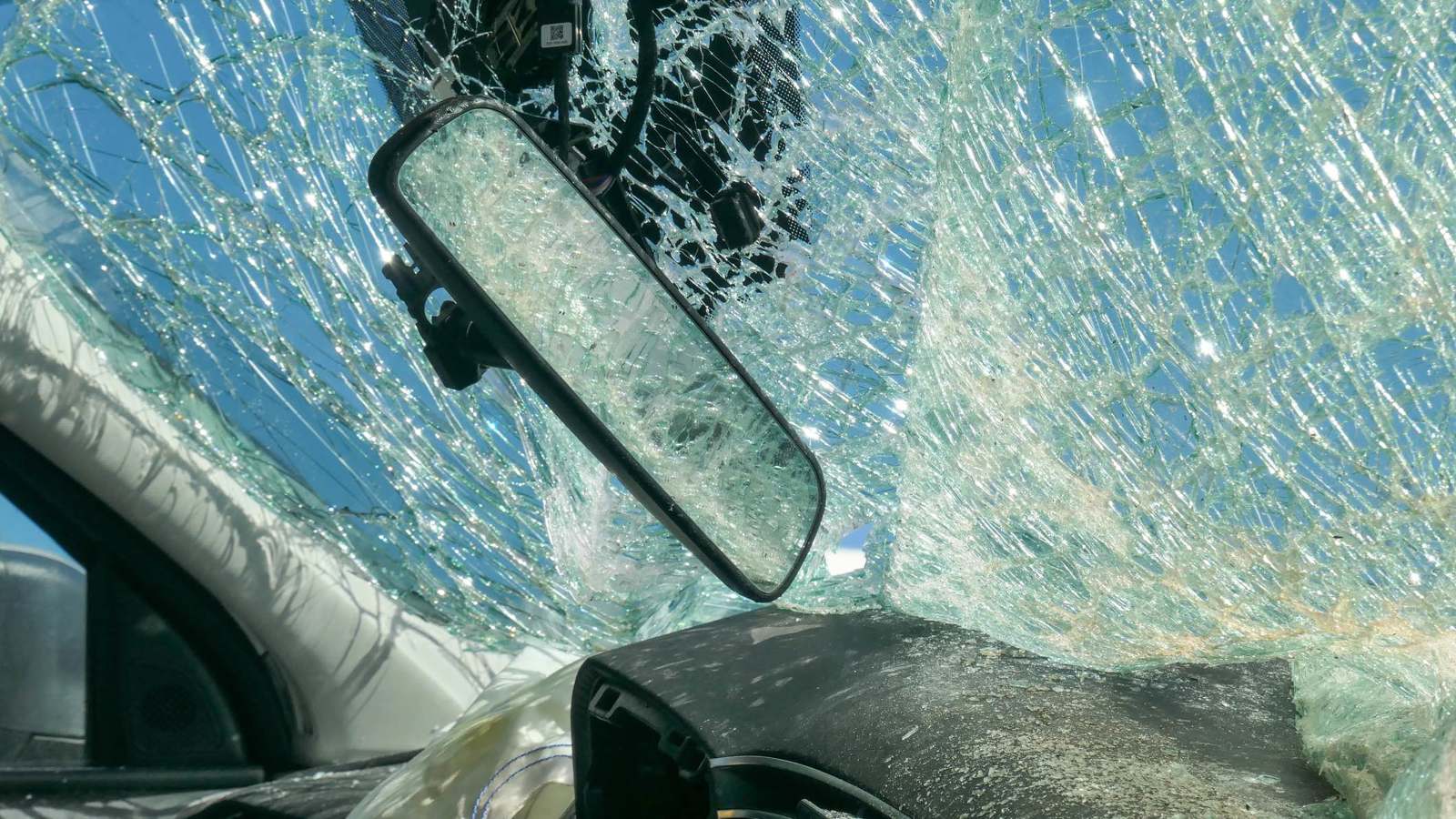 كارثة المنوفية.. ارتفاع حصيلة الحادث في مصر إلى 19 قتيلا