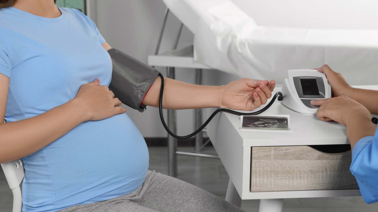 تعرفي على كيفية التحكم في ارتفاع ضغط الدم أثناء الحمل