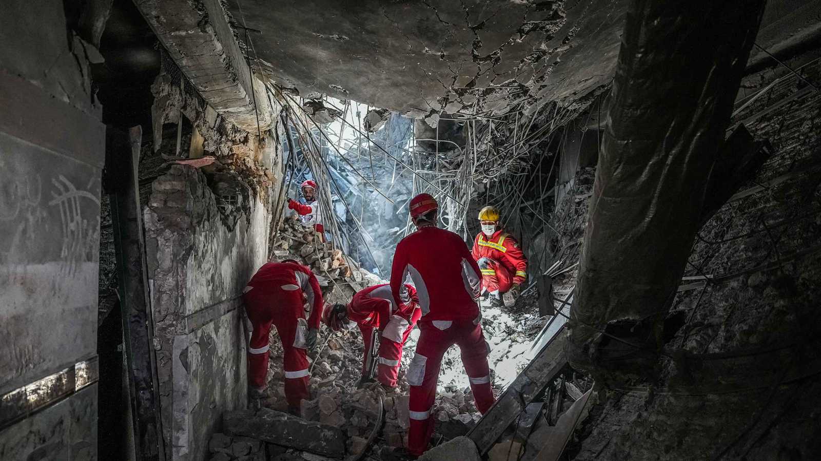 العفو الدولية: غارات إسرائيل على سجن "إيفين" في طهران "جريمة حرب"