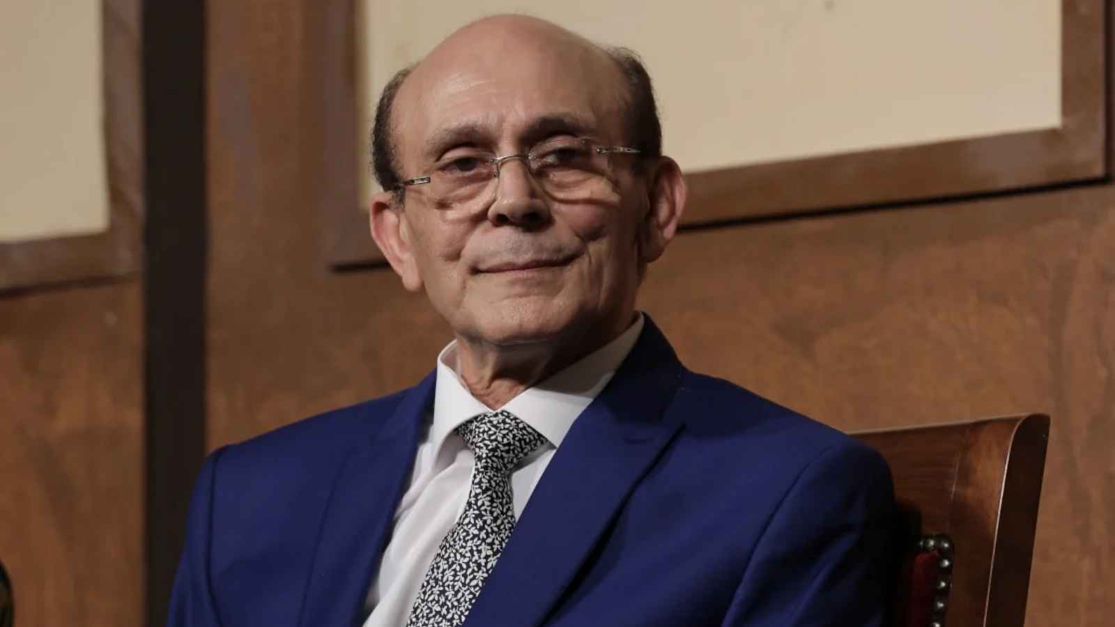 "عقلي لا يصدق".. محمد صبحي أحدث المتضامنين مع عمر زهران (صورة)