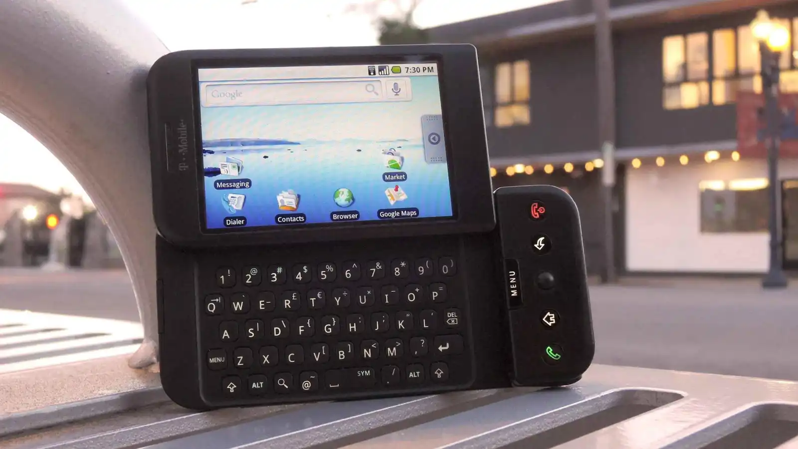 في عام 2008.. قصة إطلاق أول هاتف أندرويد بالعالم