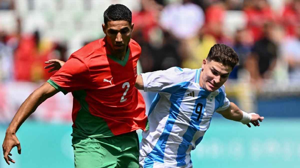 رسالة حماسية من أشرف حكيمي لشباب المغرب قبل النهائي أمام الأرجنتين (فيديو)